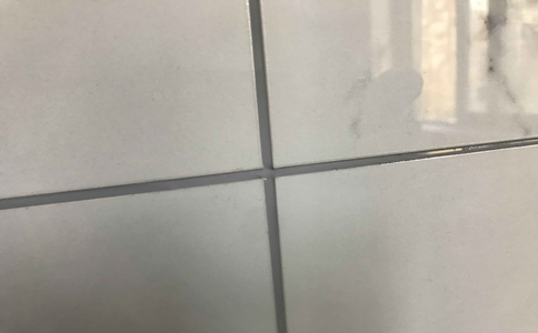 美縫的時候進灰
